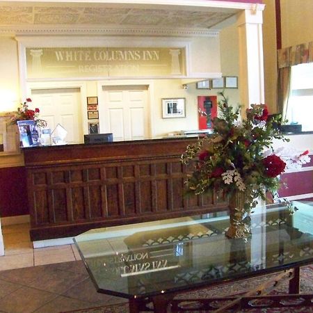 White Columns Inn طومسون المظهر الخارجي الصورة