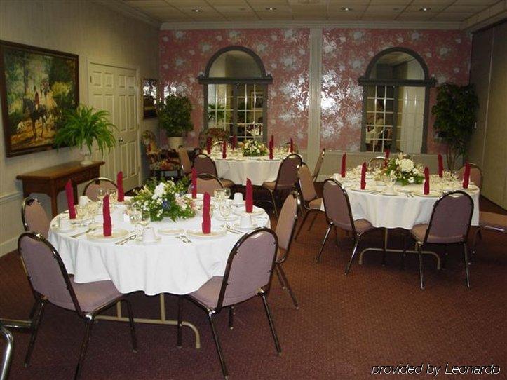 White Columns Inn طومسون المطعم الصورة